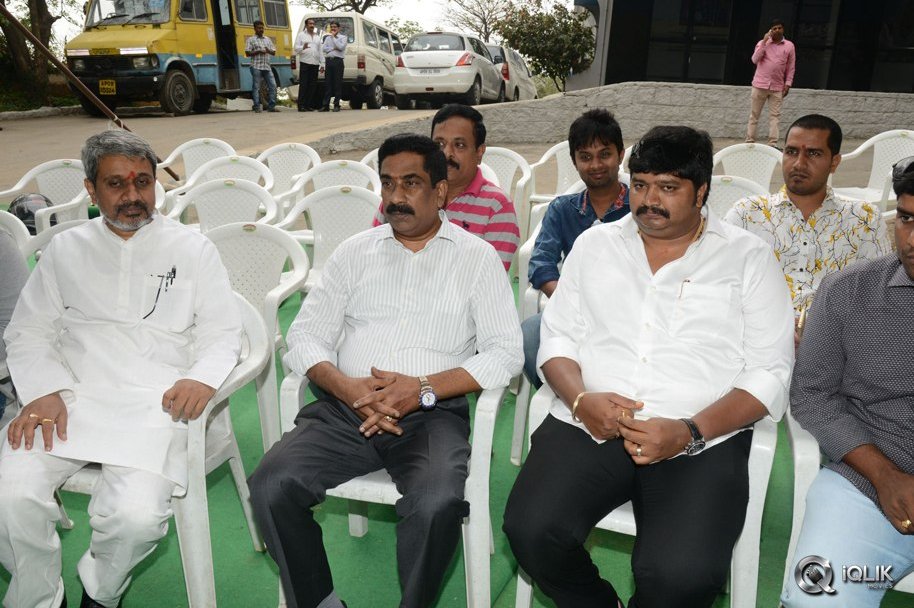 Manalo-Okadu-Movie-Opening